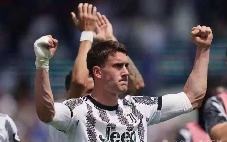 尤文图斯面临困境,众将努力扭转局势 尤文图斯面临困境,众将努力扭转局势