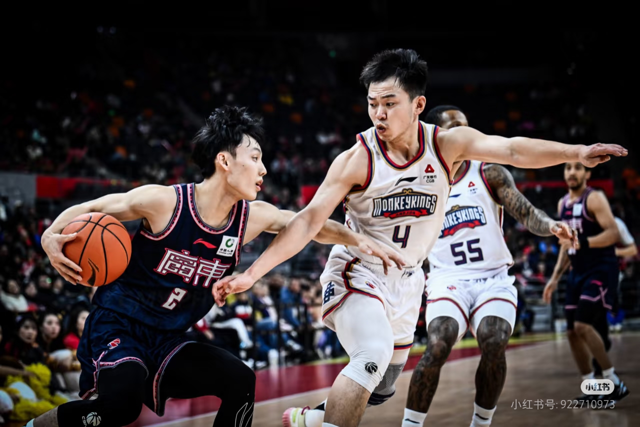 新赛季CBA比赛各队士气高涨,精彩纷呈的简单介绍 新赛季CBA比赛各队士气高涨,精彩纷呈的简单介绍